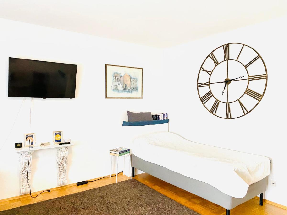 Welcome To Messe!-Two-Bedroom Apartment&Balcony Hannover Eksteriør bilde